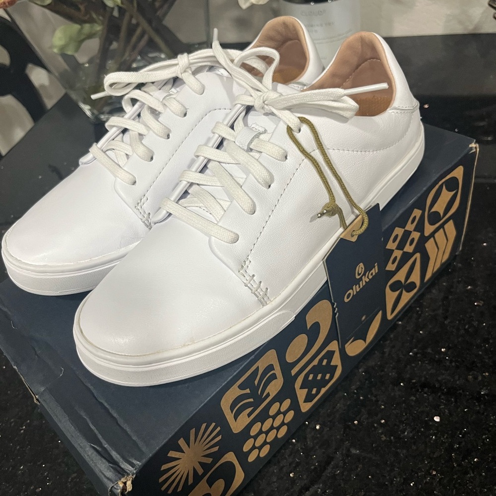 OluKai Pehuea Li 'IIi Women's Everyday Leather Sneakers 8.5 US White NEW - Picture 11 of 14